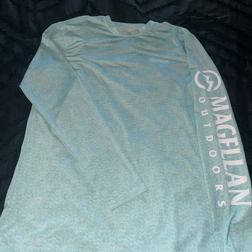 Magellan Outdoors Men's Aqua Long Sleeve Tee